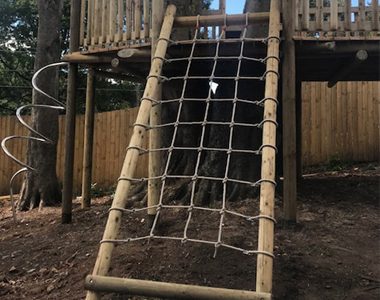 Milngavie case study header picture Garden Play Tree House and Deck